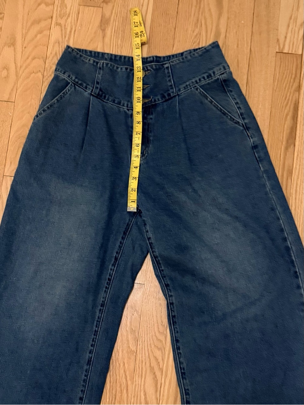 CIDER High Rise Wide Leg Jeans Size 30 Blue Denim Button Front Like New - Picture 10 of 13